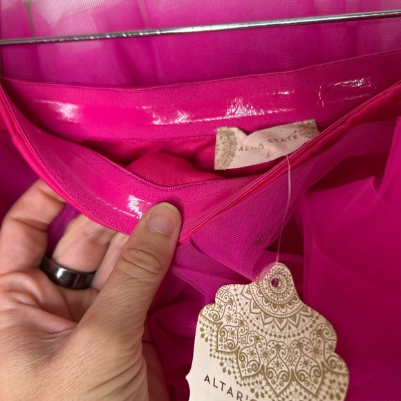 NWT Altar’d State Daria Tulle Mini Dress in Hot Pink. Size Small - Picture 5 of 7